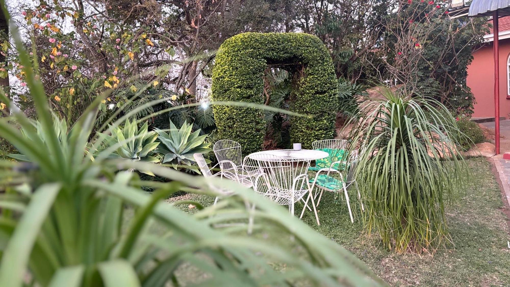 Lynns Guest House Bulawayo Zewnętrze zdjęcie