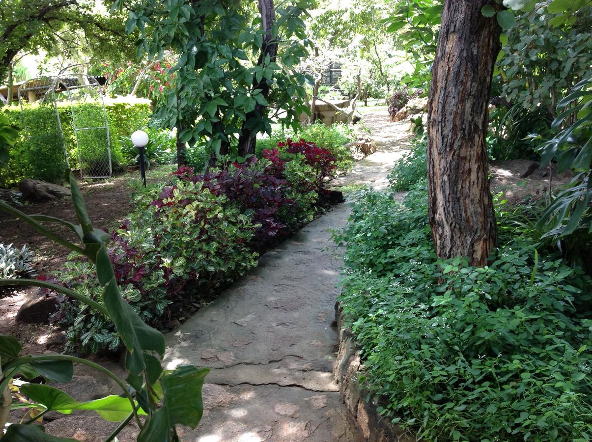 Lynns Guest House Bulawayo Zewnętrze zdjęcie